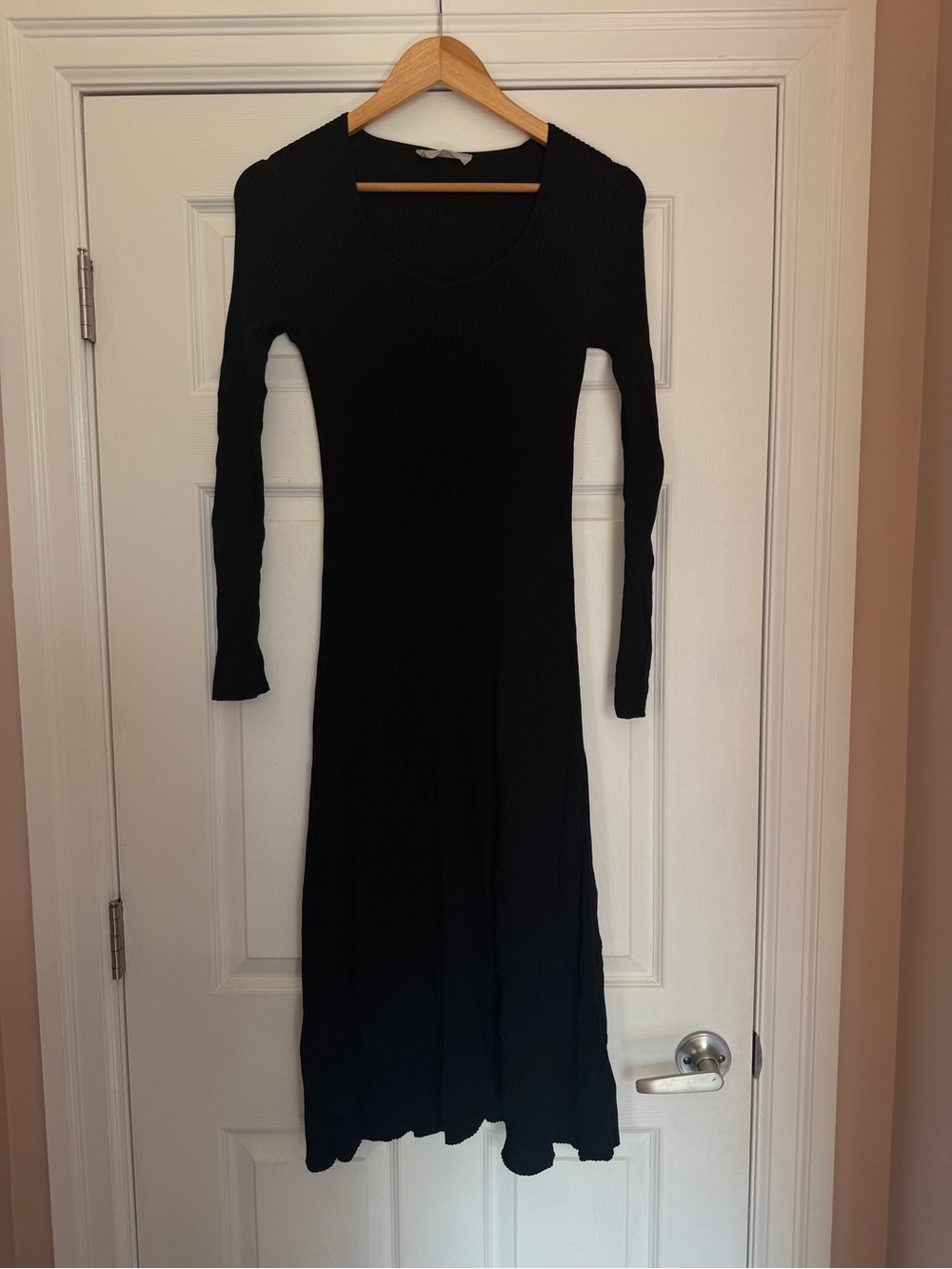 Everlane Black Long-Sleeve Ribbed Midi Dress